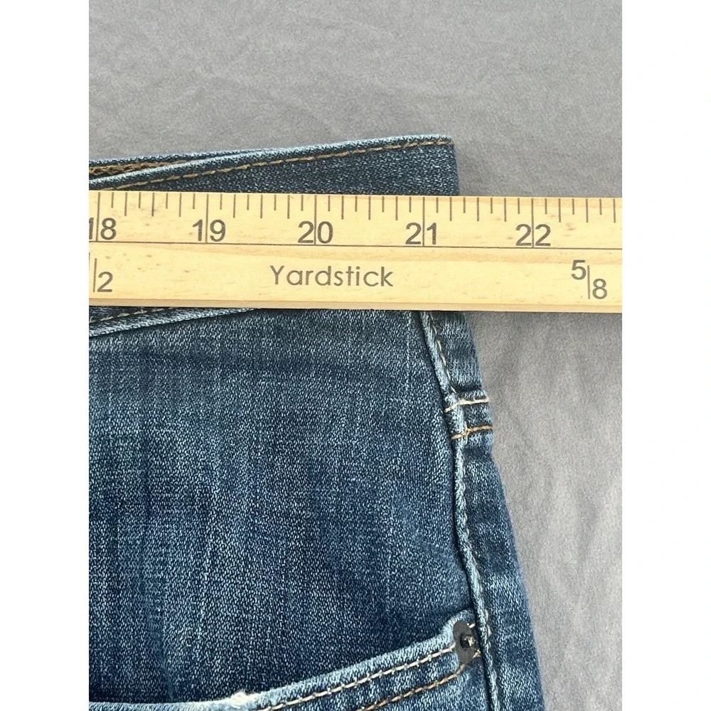 Cinch Jeans Men's 42X32 Cowboy Bootcut Medium Stone Wash Silver Label Blue Denim